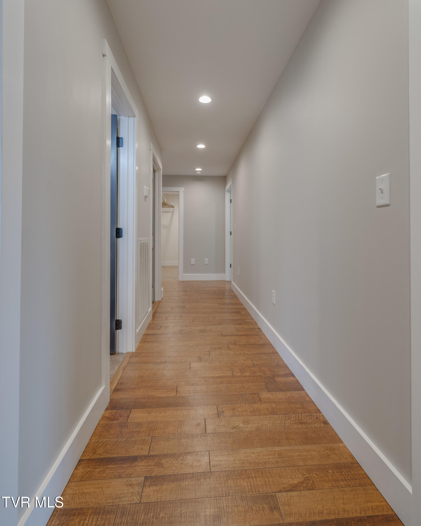 369 Old Embreeville Road Jonesborough, TN 37659 - Photo 30 of 65 029