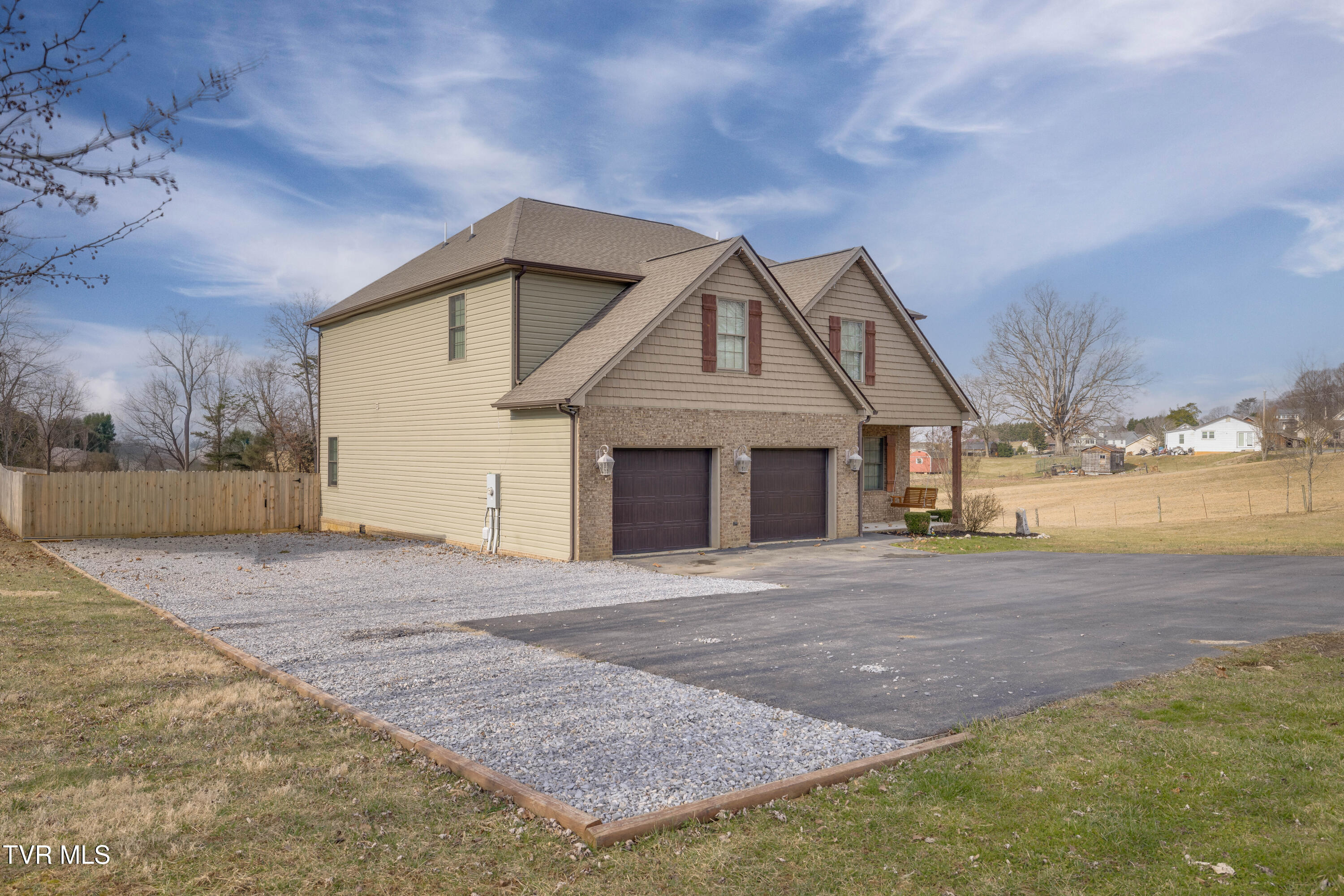 369 Old Embreeville Road Jonesborough, TN 37659 - Photo 3 of 65 002