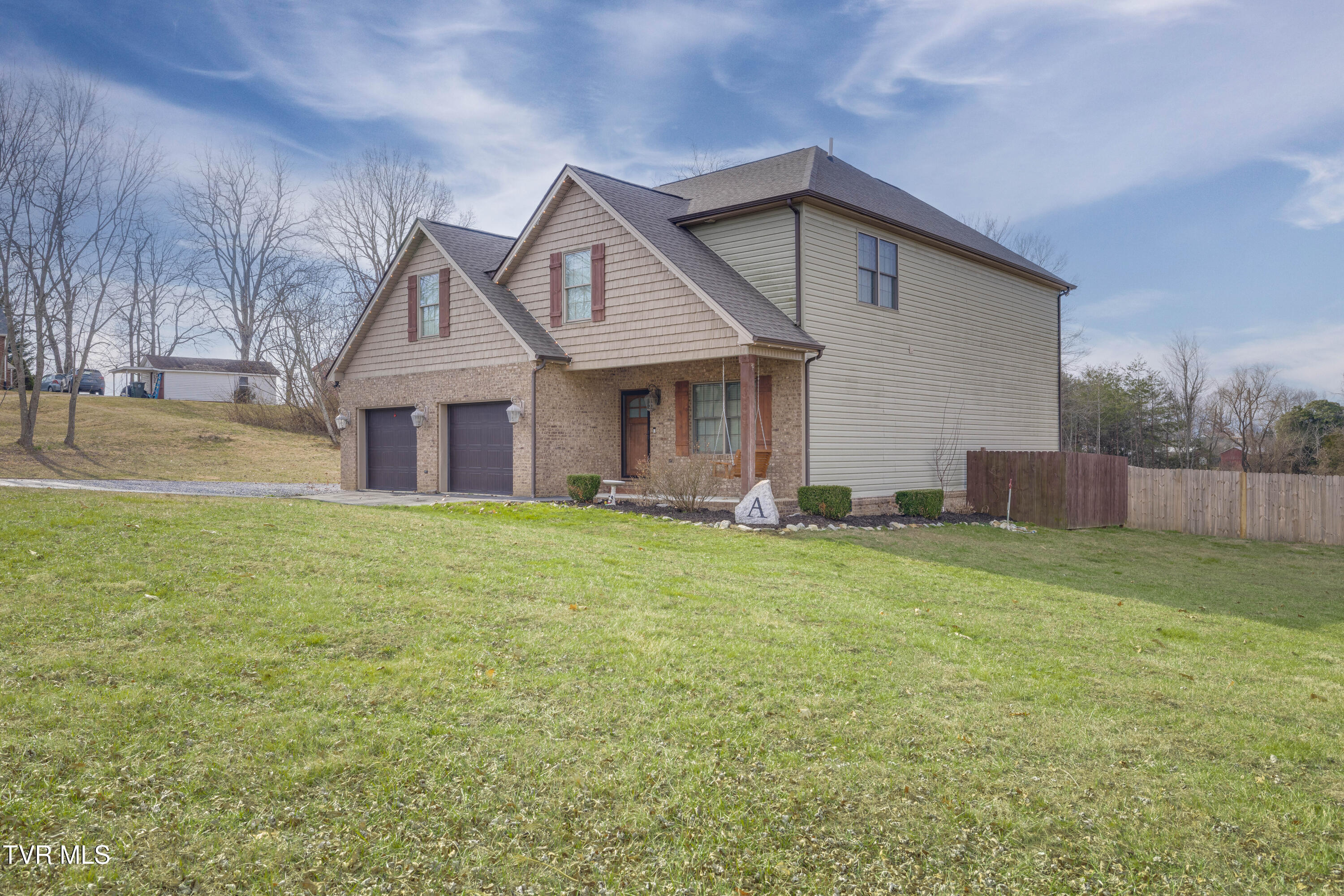 369 Old Embreeville Road Jonesborough, TN 37659 - Photo 4 of 65 003