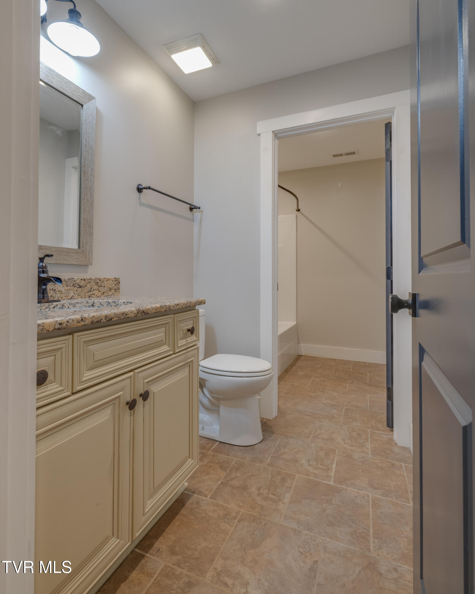 369 Old Embreeville Road Jonesborough, TN 37659 - Photo 43 of 65 042