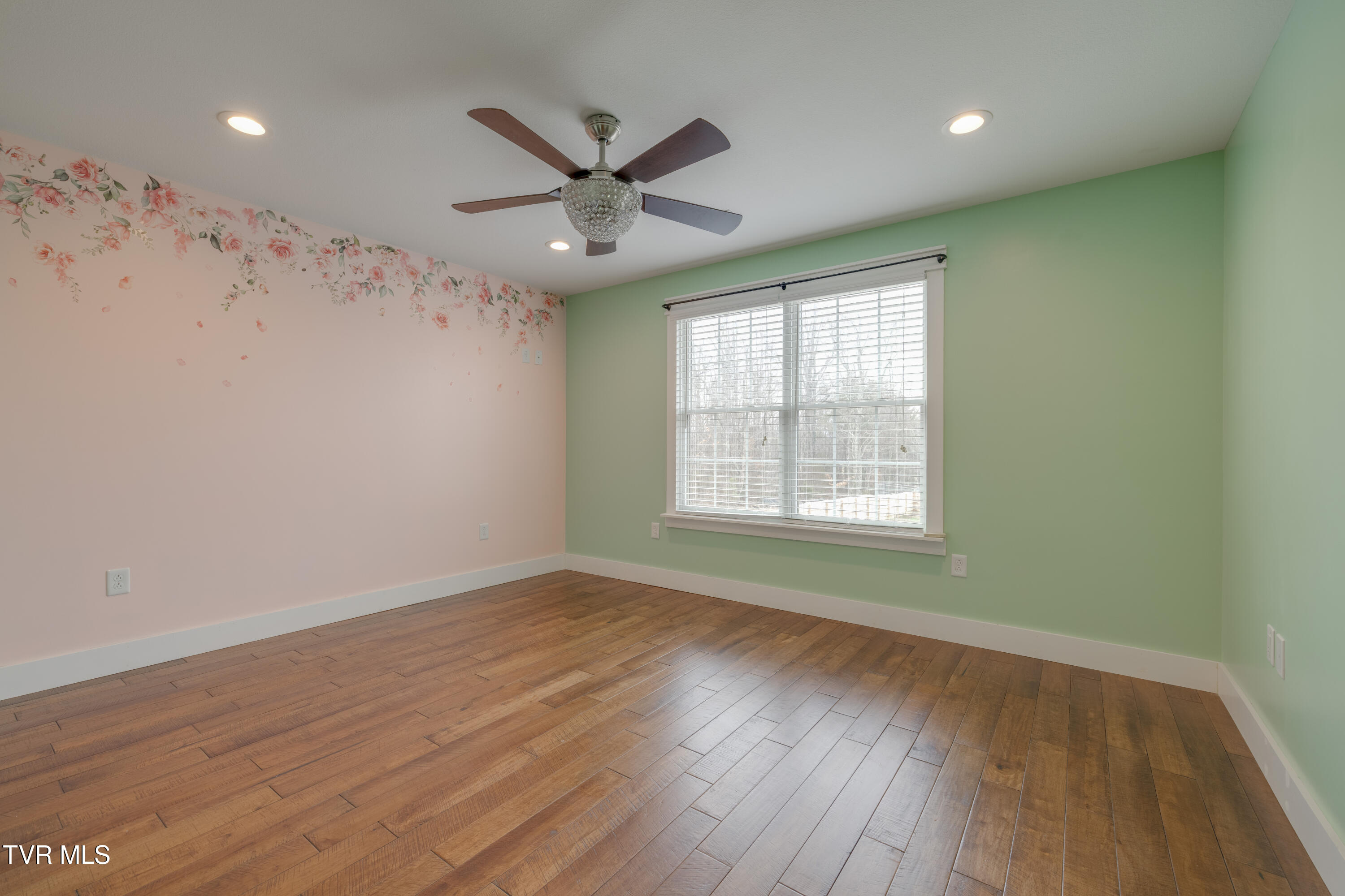 369 Old Embreeville Road Jonesborough, TN 37659 - Photo 50 of 65 049