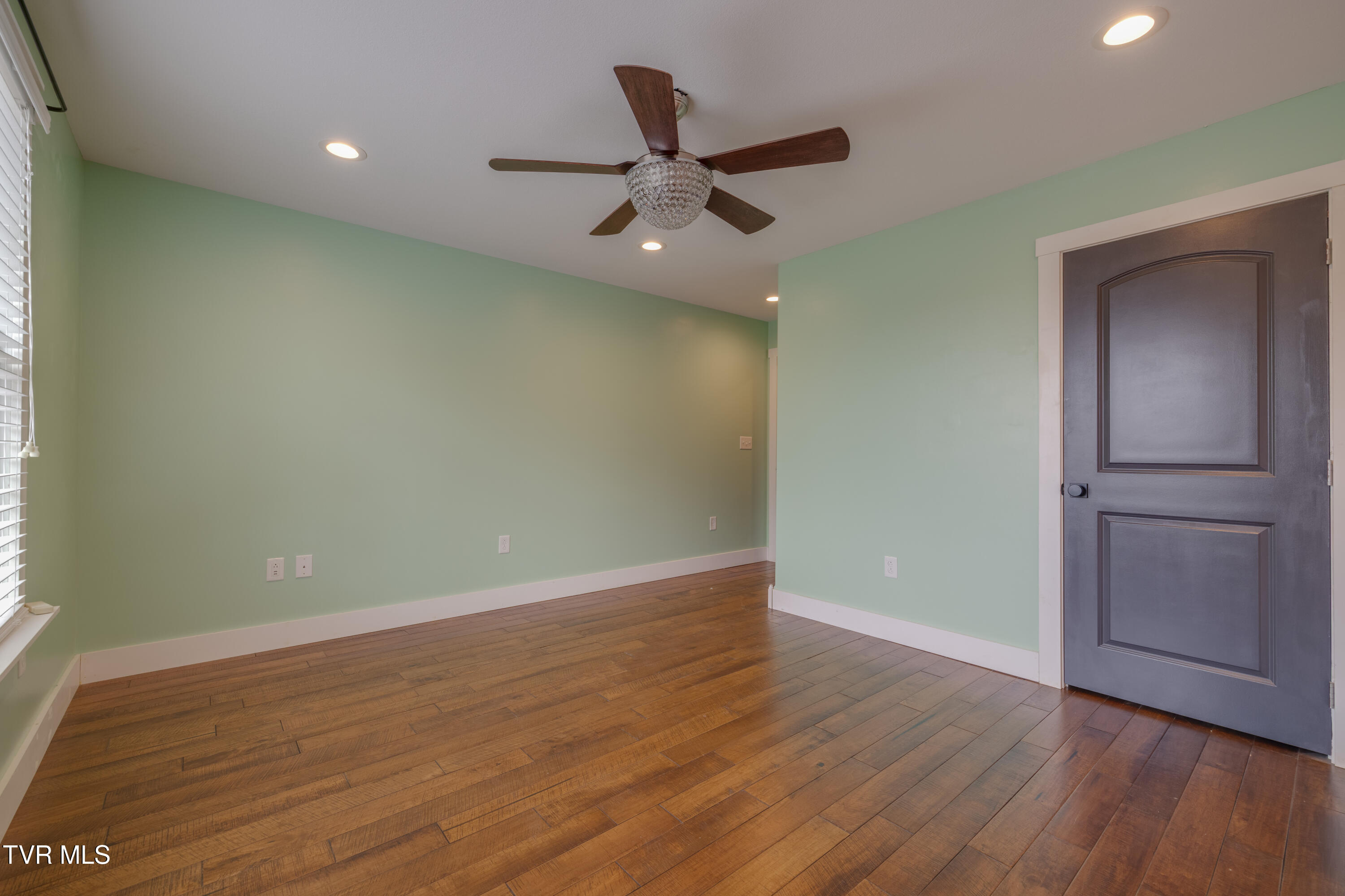 369 Old Embreeville Road Jonesborough, TN 37659 - Photo 52 of 65 051