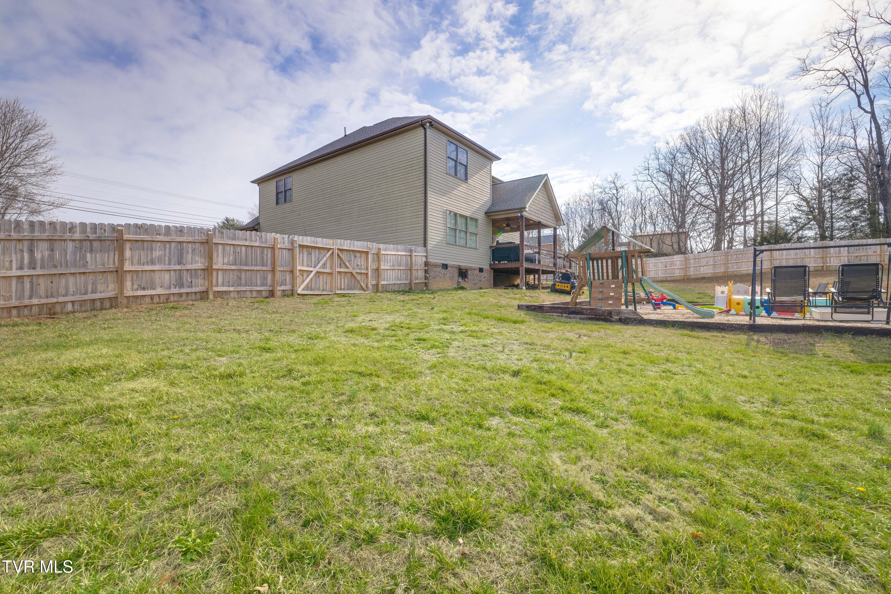 369 Old Embreeville Road Jonesborough, TN 37659 - Photo 53 of 65 052