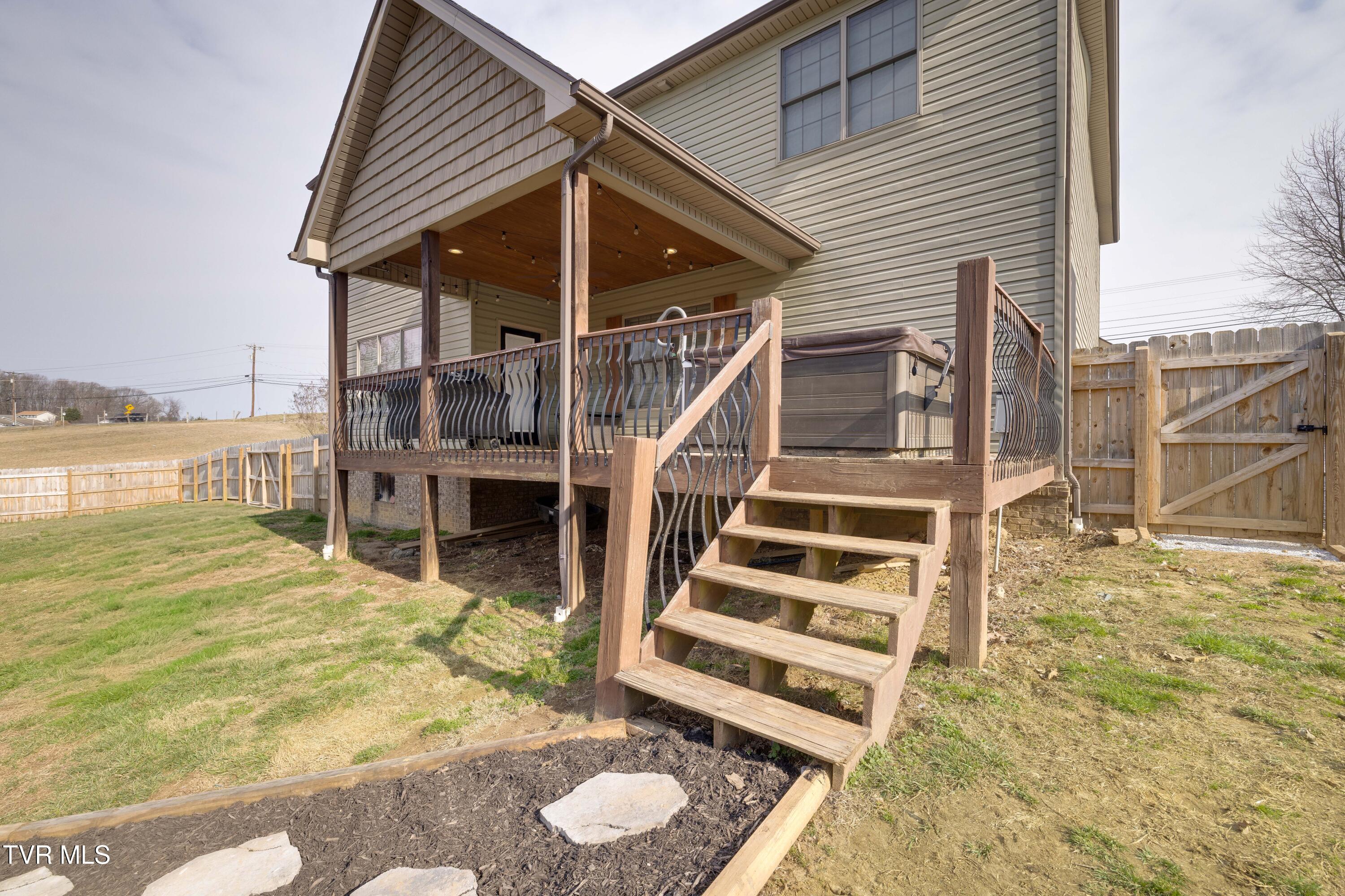 369 Old Embreeville Road Jonesborough, TN 37659 - Photo 55 of 65 054