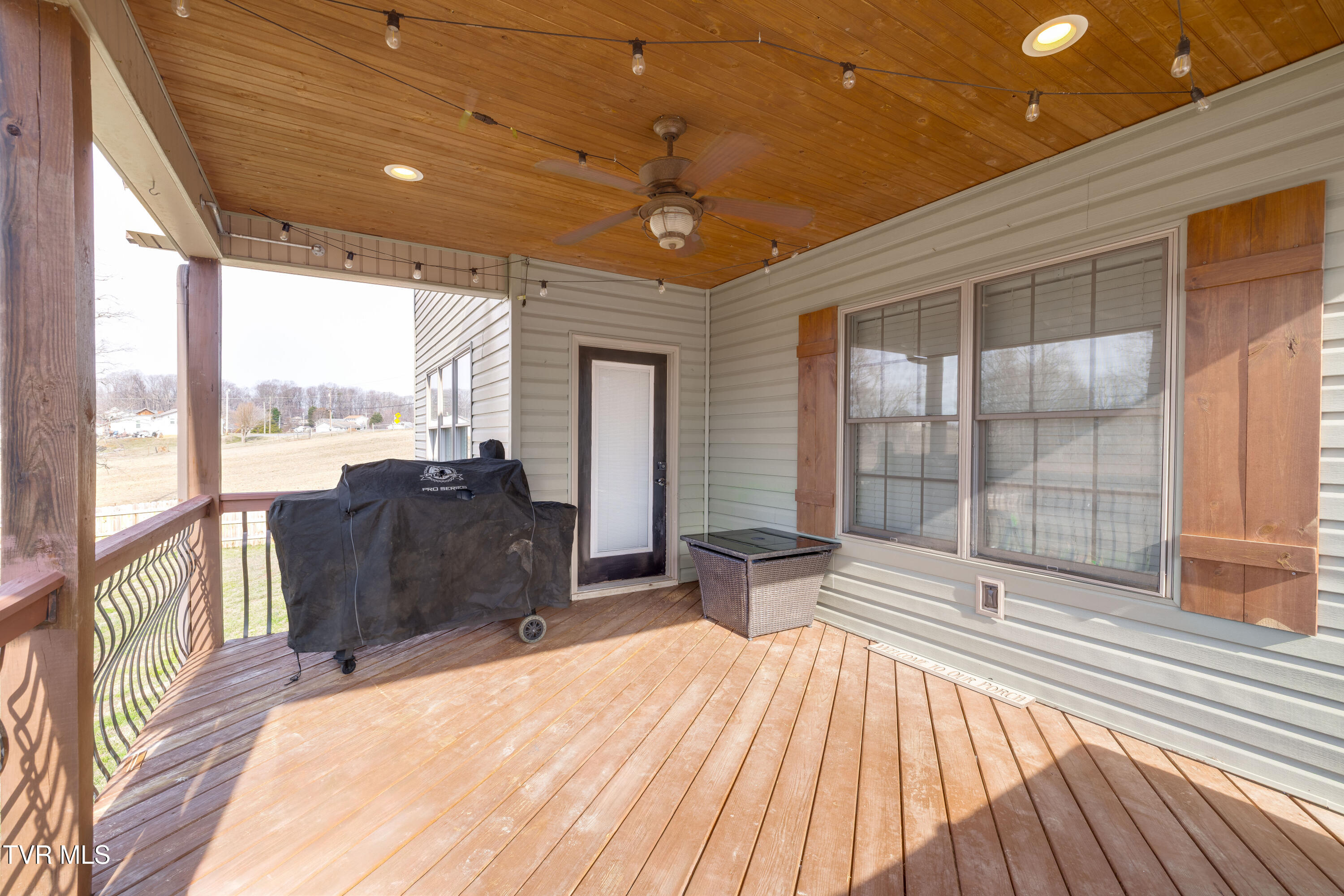 369 Old Embreeville Road Jonesborough, TN 37659 - Photo 57 of 65 056