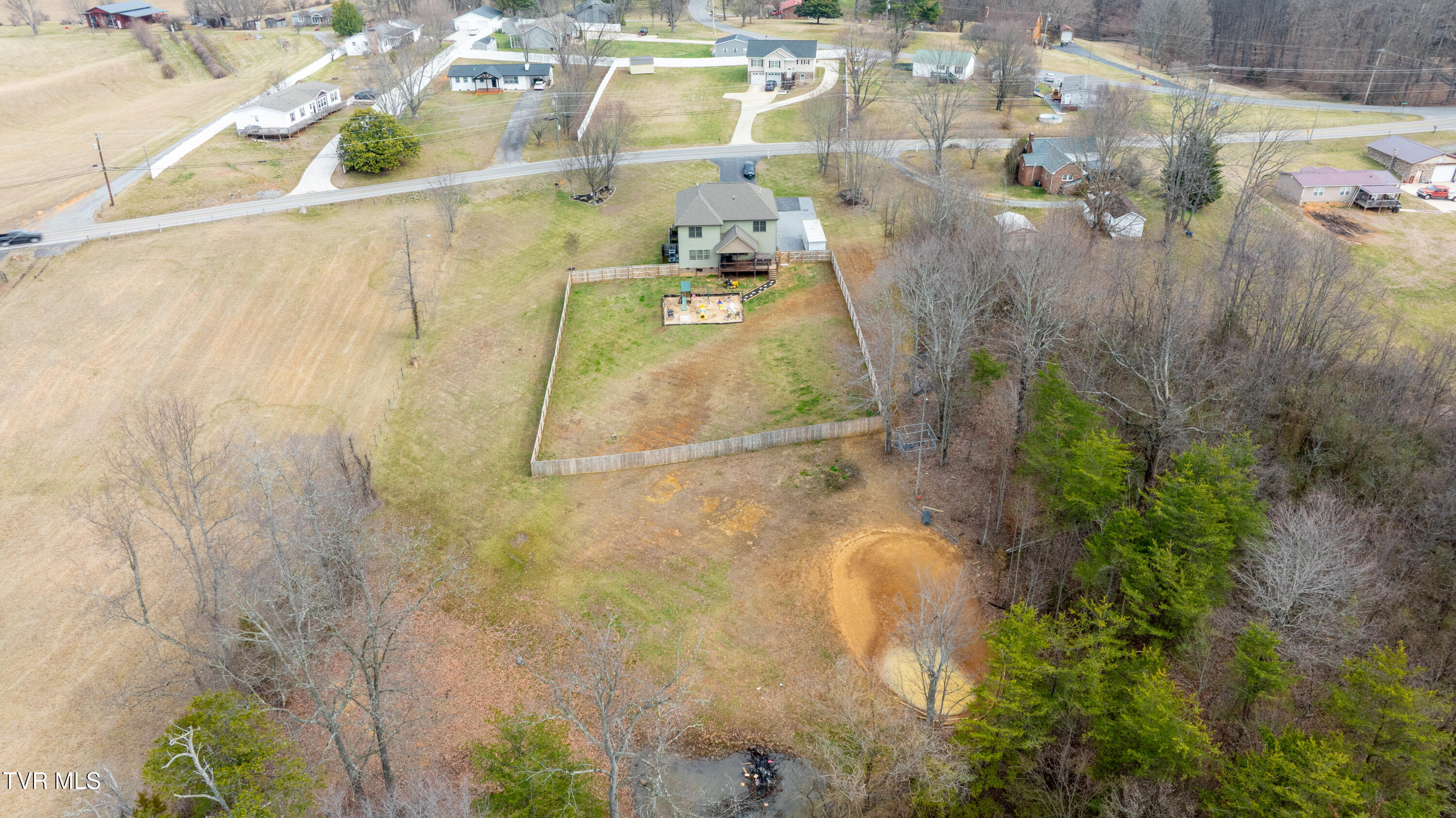 369 Old Embreeville Road Jonesborough, TN 37659 - Photo 63 of 65 063