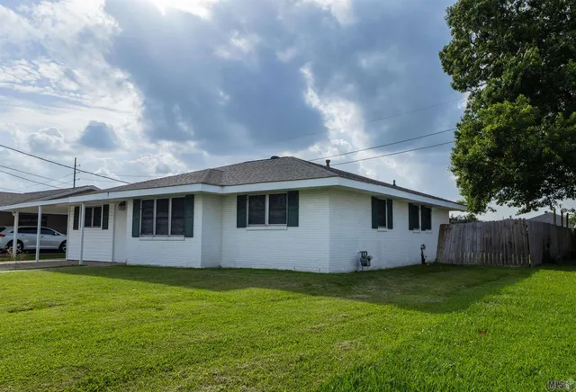 $160,000 | 611 Highland Drive, Houma, LA 70364