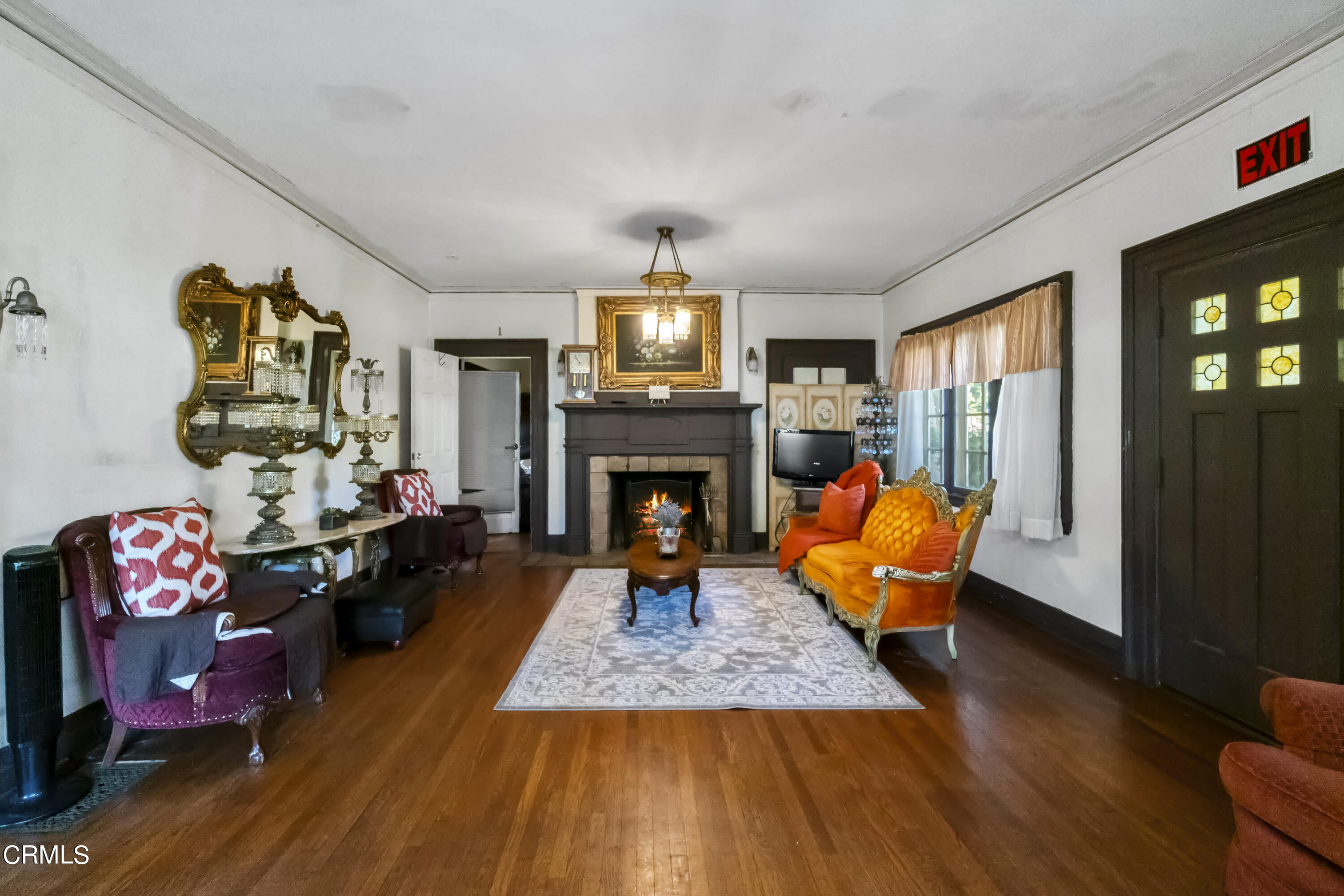 2762 Visscher Place Altadena, CA 91001 - Photo 11 of 31 1-25