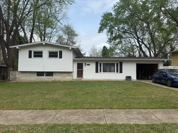 $214,900 | 1808 West Freeman Street, Carbondale, IL 62901
