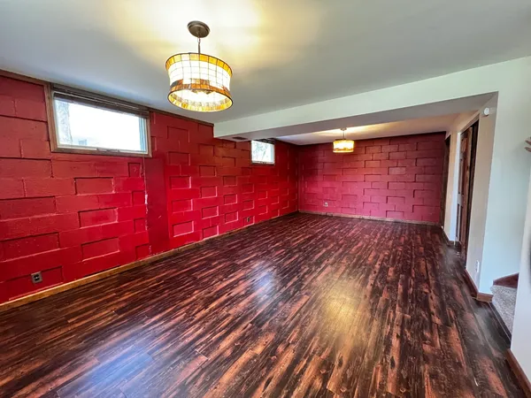 $214,900 | 1808 West Freeman Street, Carbondale, IL 62901