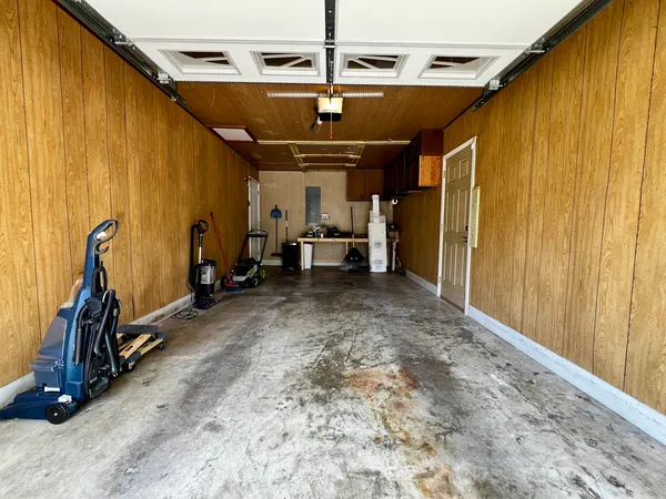 $214,900 | 1808 West Freeman Street, Carbondale, IL 62901