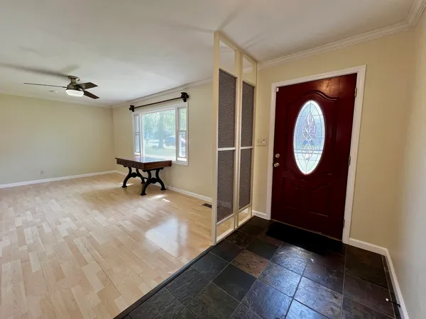 $214,900 | 1808 West Freeman Street, Carbondale, IL 62901