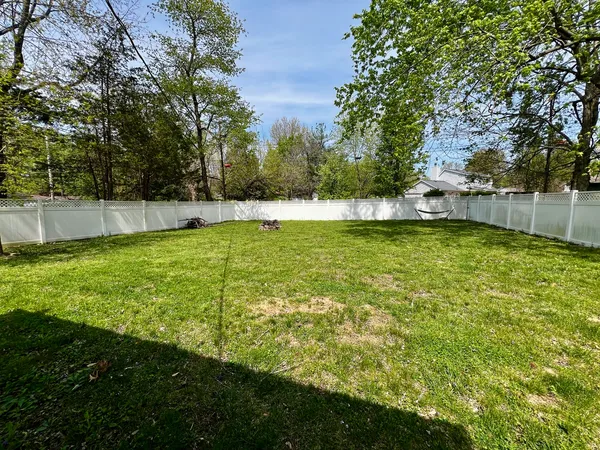 $214,900 | 1808 West Freeman Street, Carbondale, IL 62901