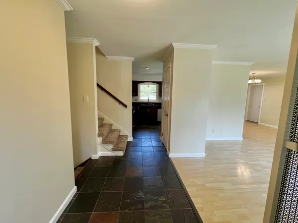 $214,900 | 1808 West Freeman Street, Carbondale, IL 62901