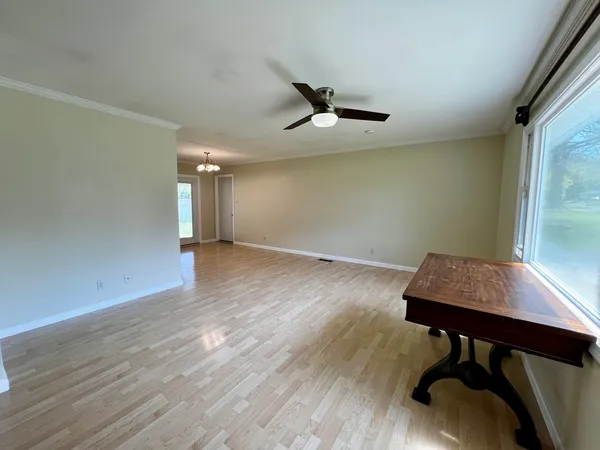 $214,900 | 1808 West Freeman Street, Carbondale, IL 62901