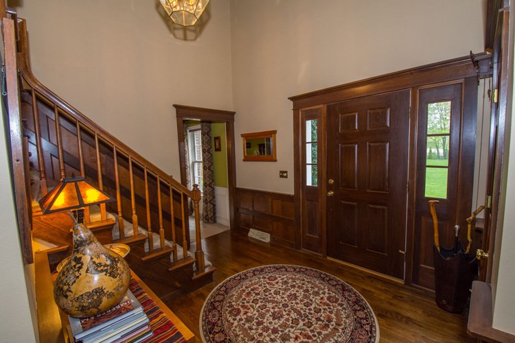 25640 Old Cleveland Road South Bend, IN 46628 - Photo 2 of 34 Gallery Image 2