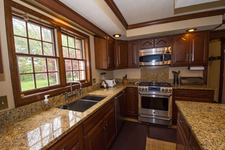 25640 Old Cleveland Road South Bend, IN 46628 - Photo 13 of 34 Gallery Image 13