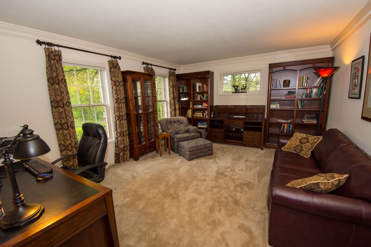 25640 Old Cleveland Road South Bend, IN 46628 - Photo 21 of 34 Gallery Image 21