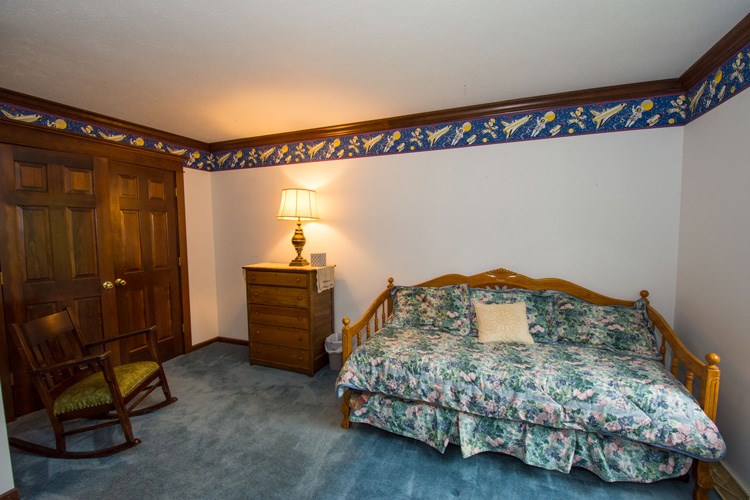 25640 Old Cleveland Road South Bend, IN 46628 - Photo 25 of 34 Gallery Image 25