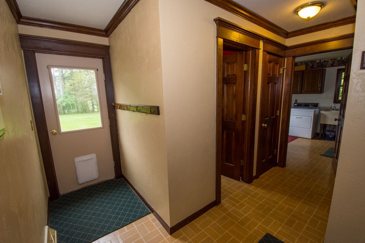 25640 Old Cleveland Road South Bend, IN 46628 - Photo 30 of 34 Gallery Image 30