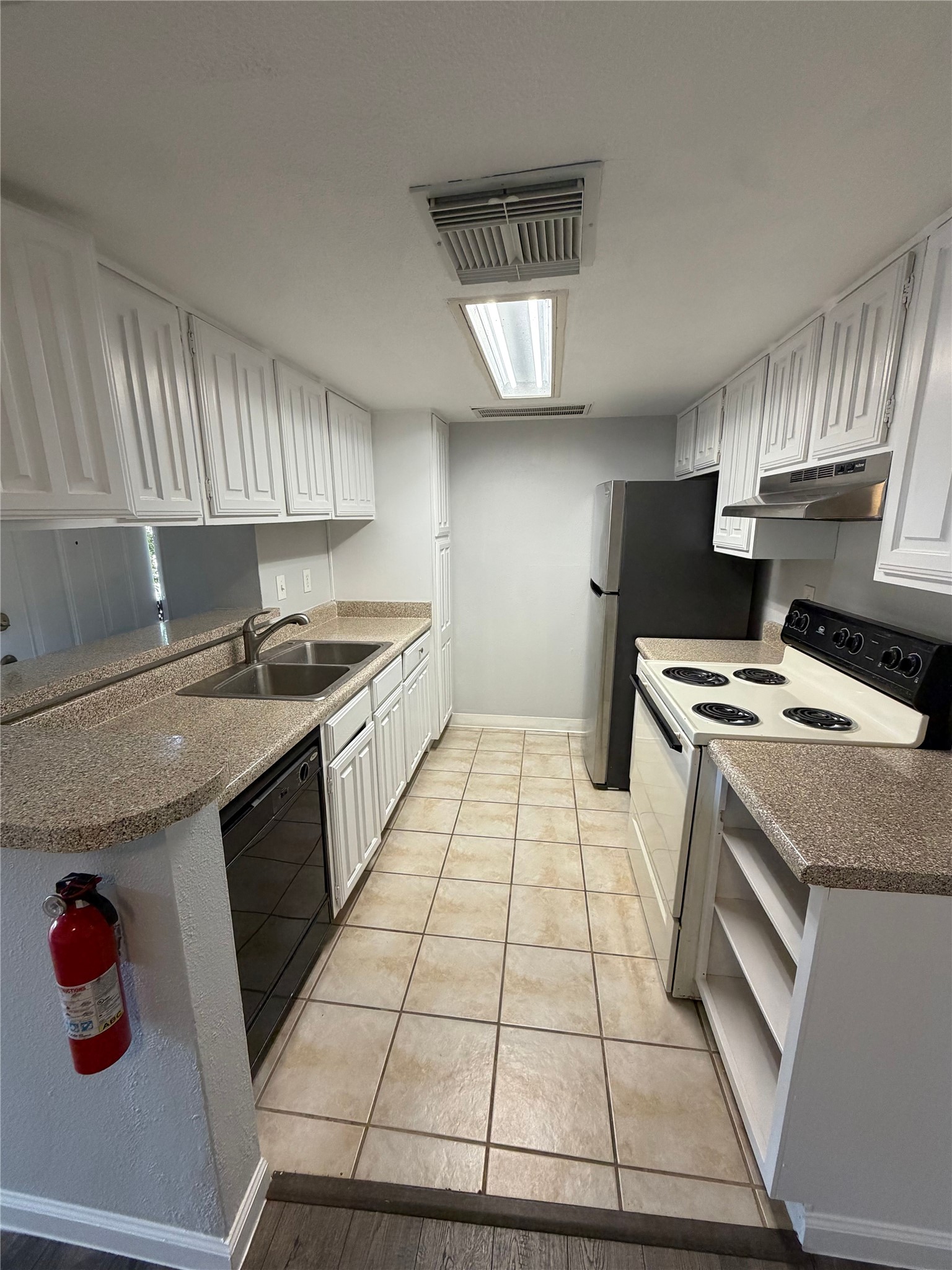 4747 Allendale Road, Unit 42 Houston, TX 77017 - Photo 4 of 6