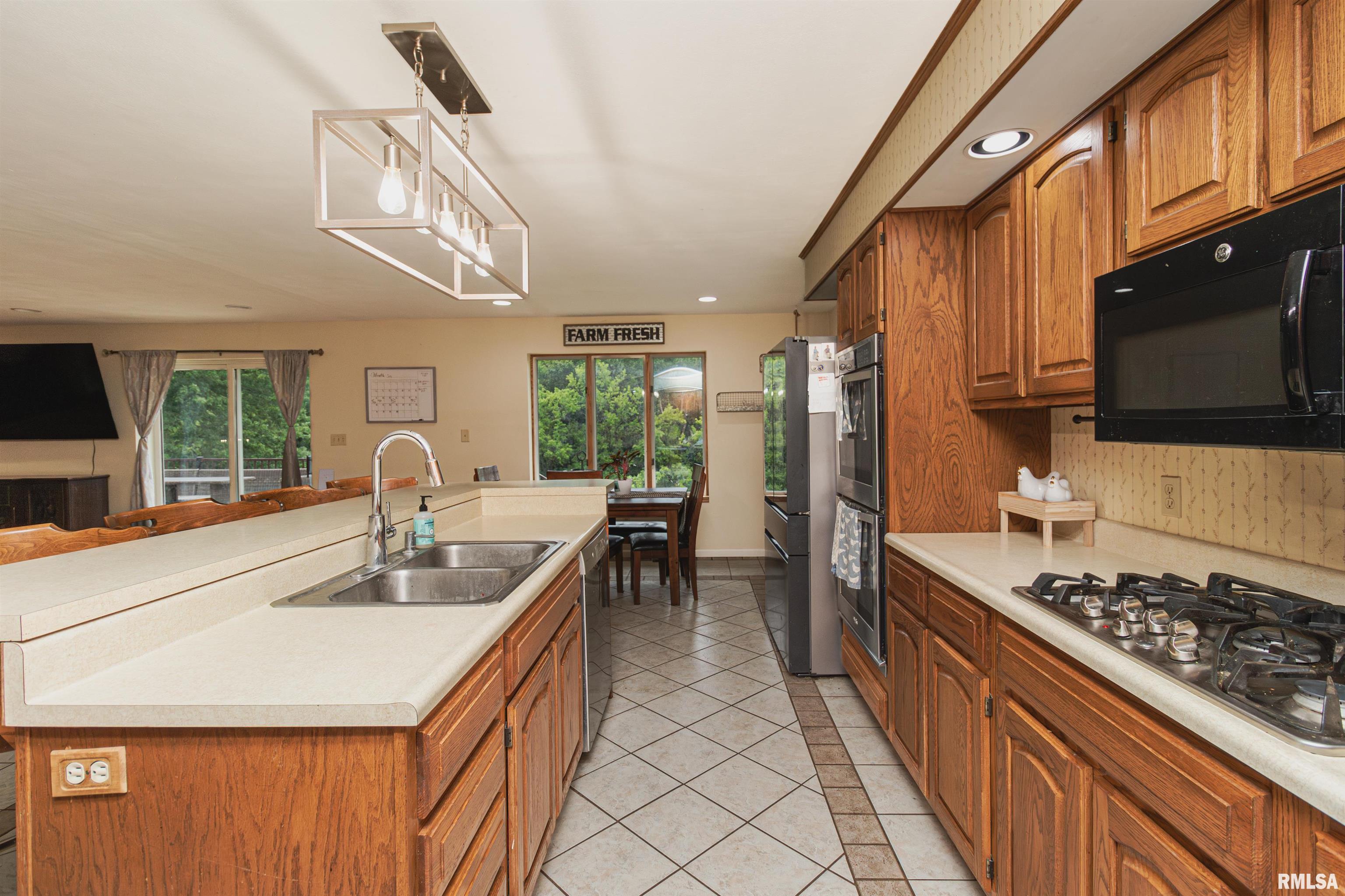 13813 West Riekena Road Hanna City, IL 61536 - Photo 20 of 74