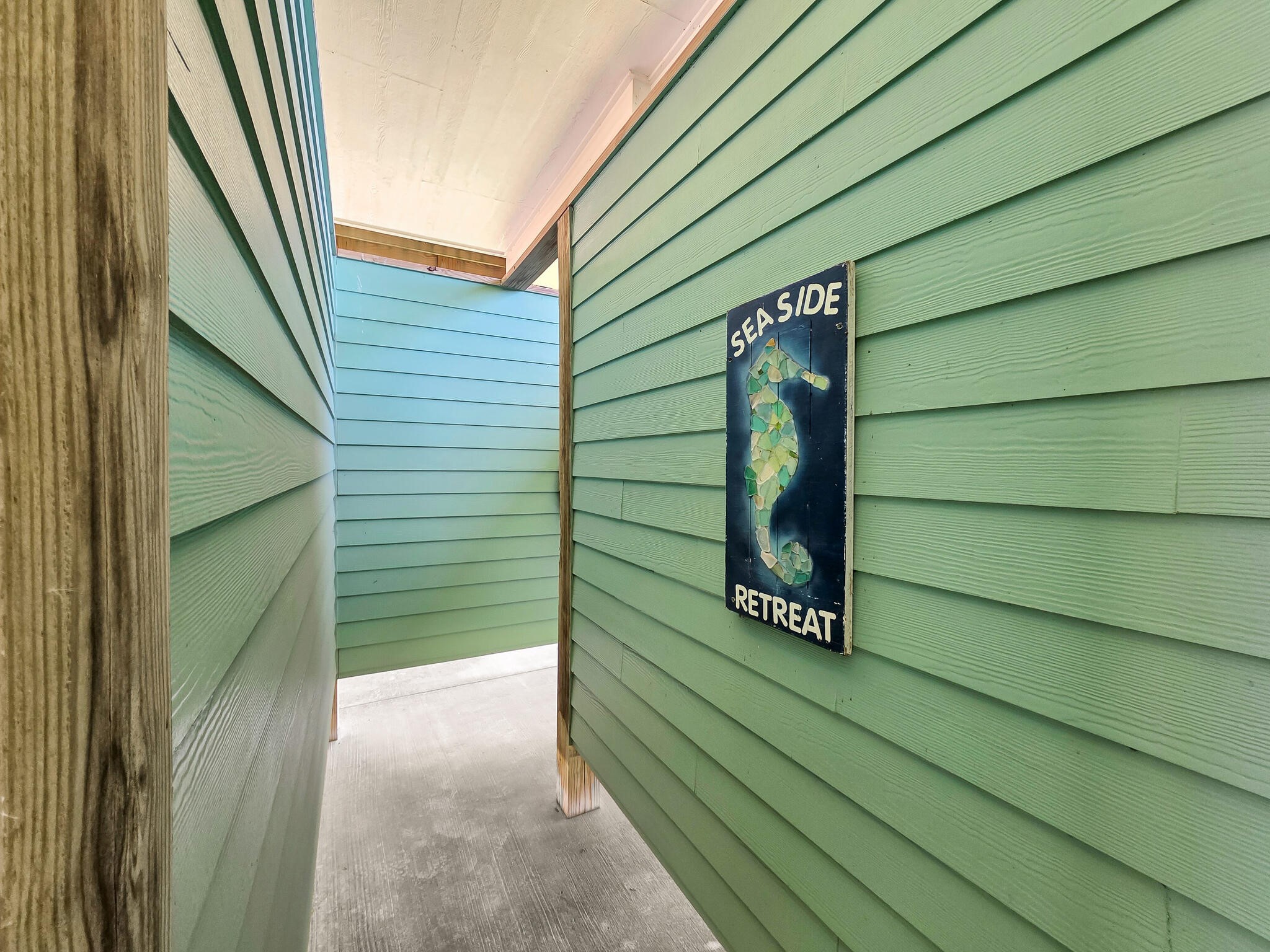 974 Surf Road Crystal Beach, TX 77650 - Photo 11 of 48