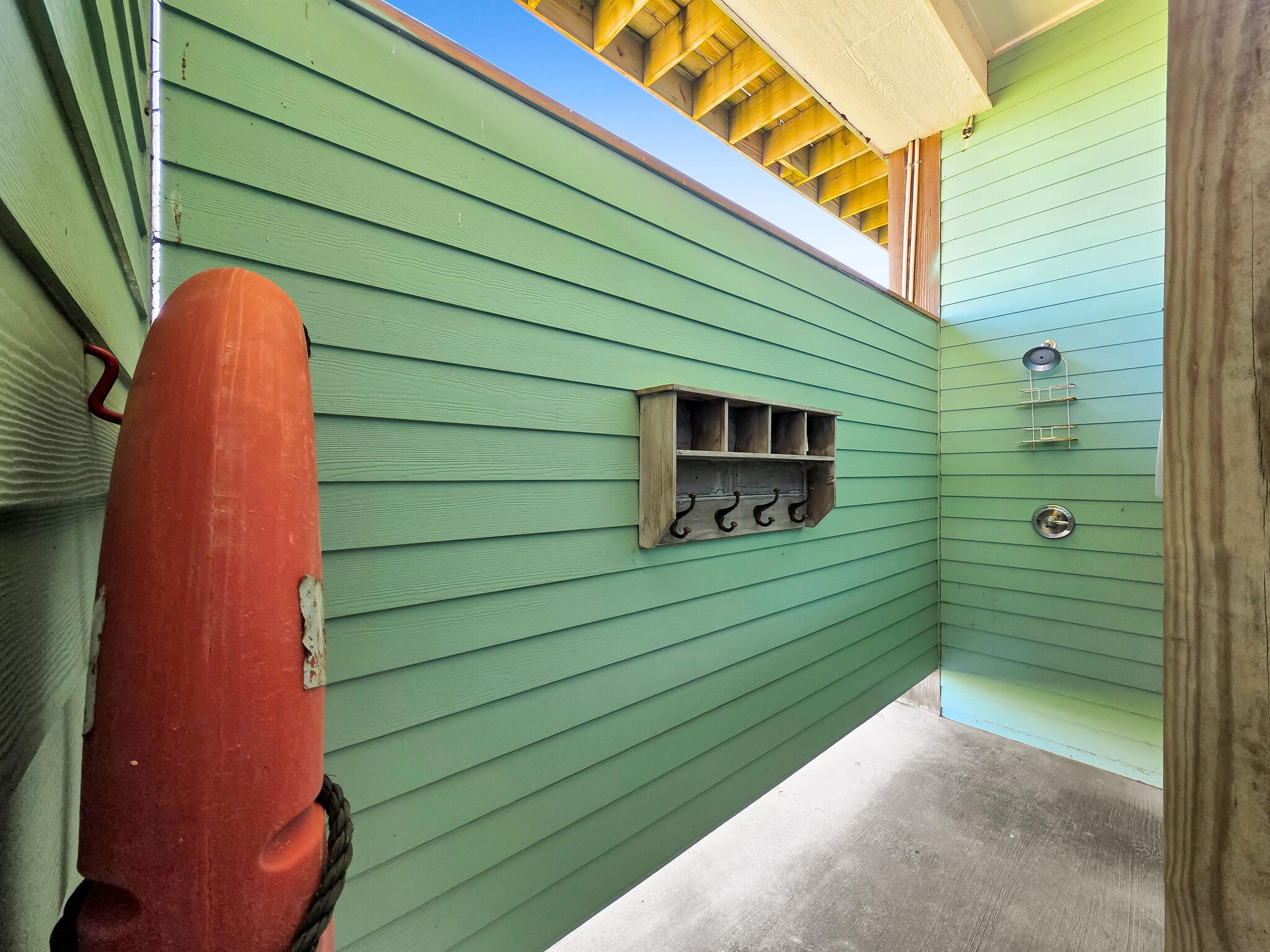 974 Surf Road Crystal Beach, TX 77650 - Photo 12 of 48