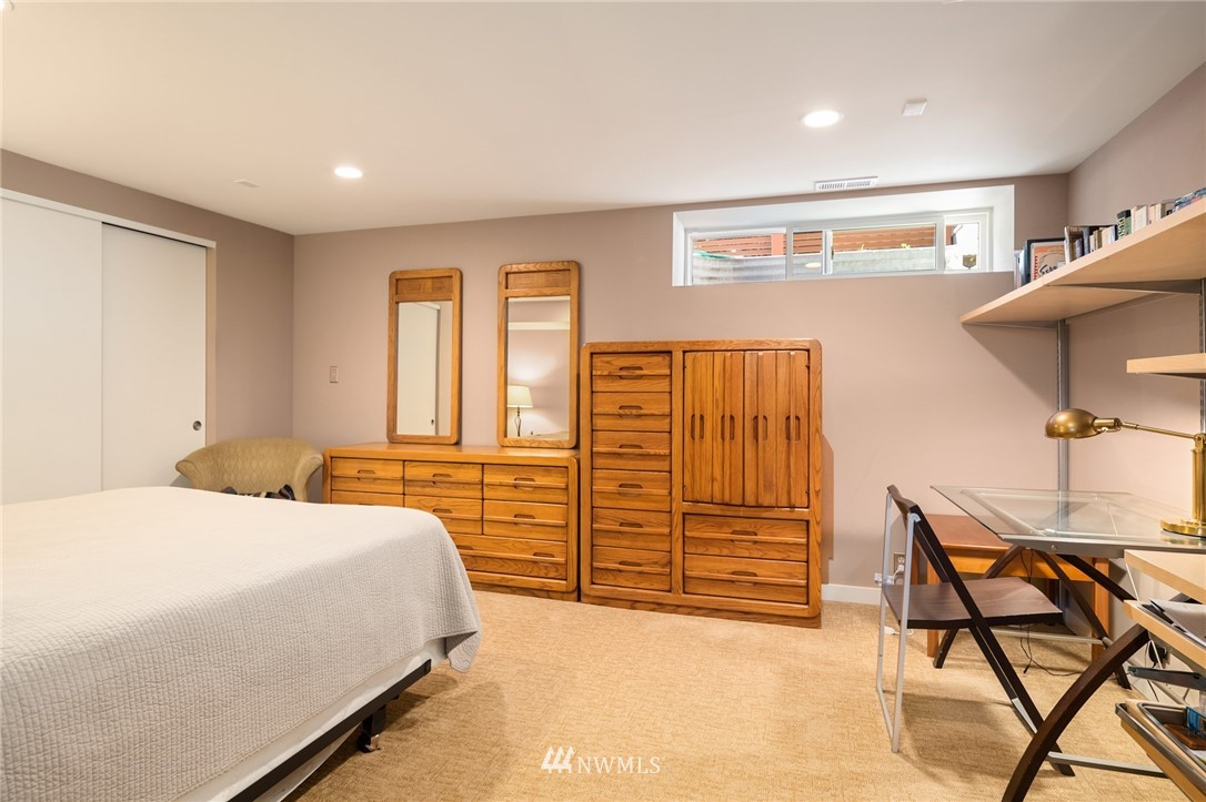 3918 Southwest Southern Street Seattle, WA 98136 - Photo 26 of 34 Gallery Image 26