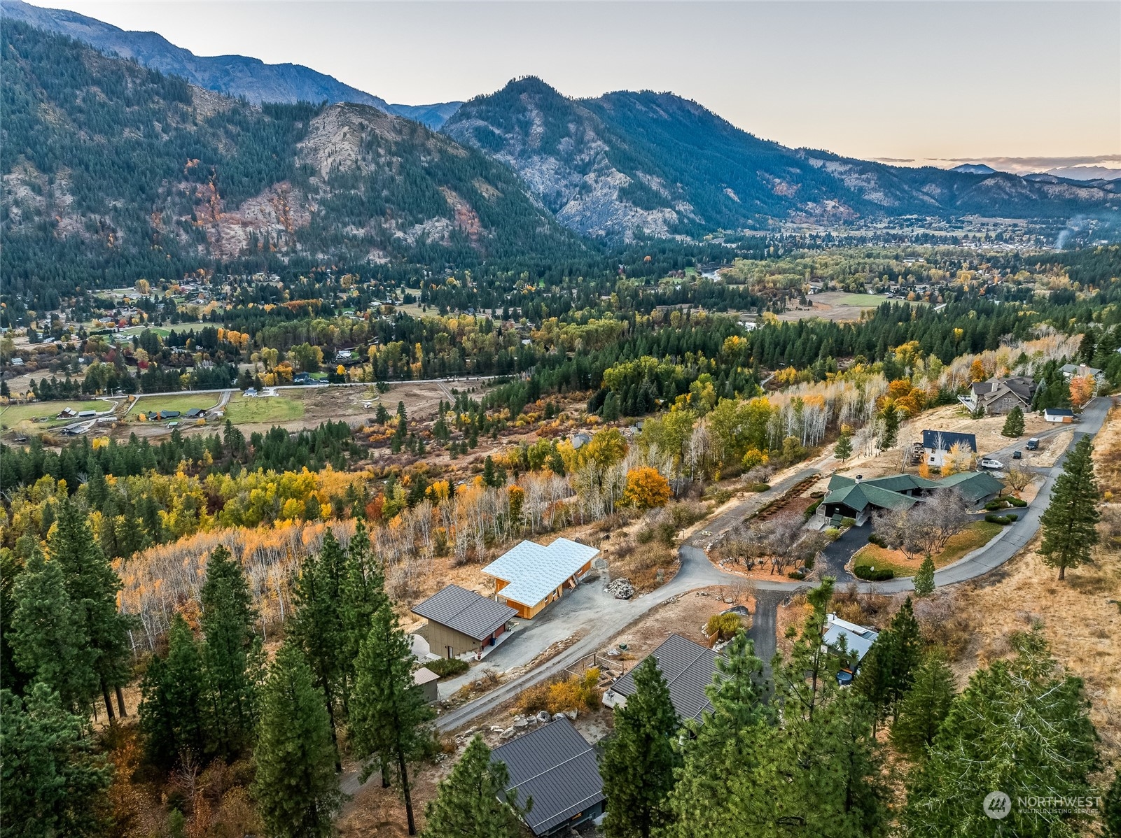 1529 Dempsey Road Leavenworth, WA 98826 - Photo 15 of 40 Gallery Image 15