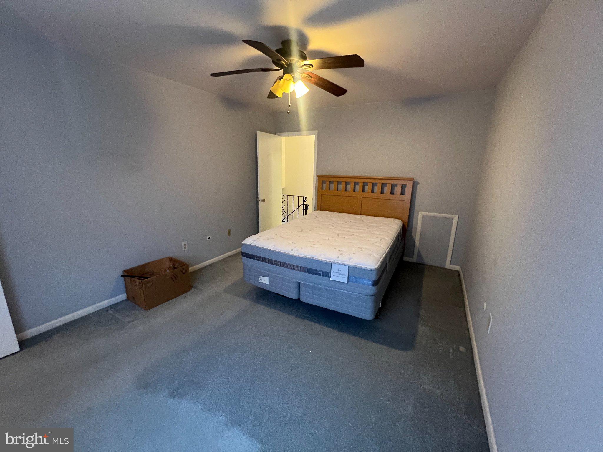 2904 State Hill Road, Unit F9 Reading, PA 19610 - Photo 24 of 30 Spacious bedroom with serene ambiance.