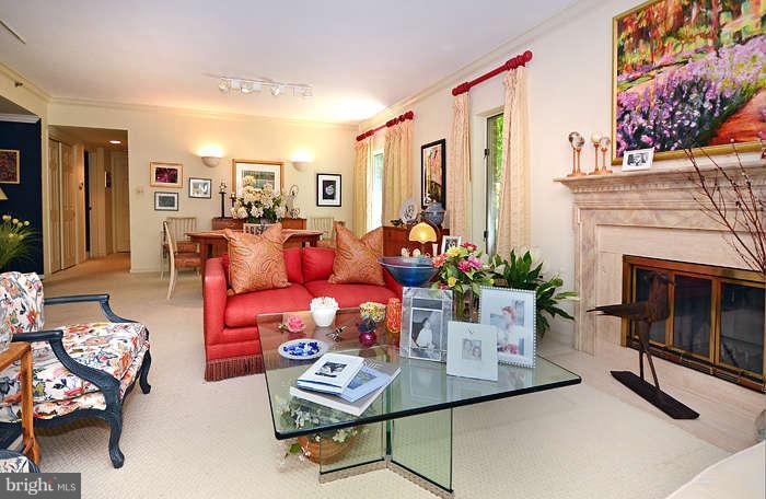 2331 Old Court Road, Unit 311 Baltimore, MD 21208 - Photo 6 of 19 Family Room