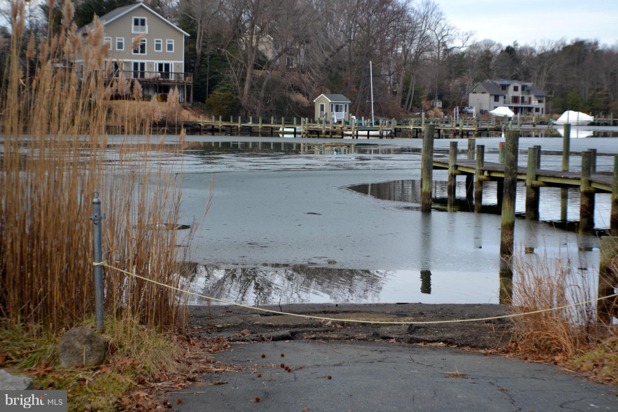 715 Hilltop Road Arnold, MD 21012 - Photo 22 of 27 Community Boat Ramp