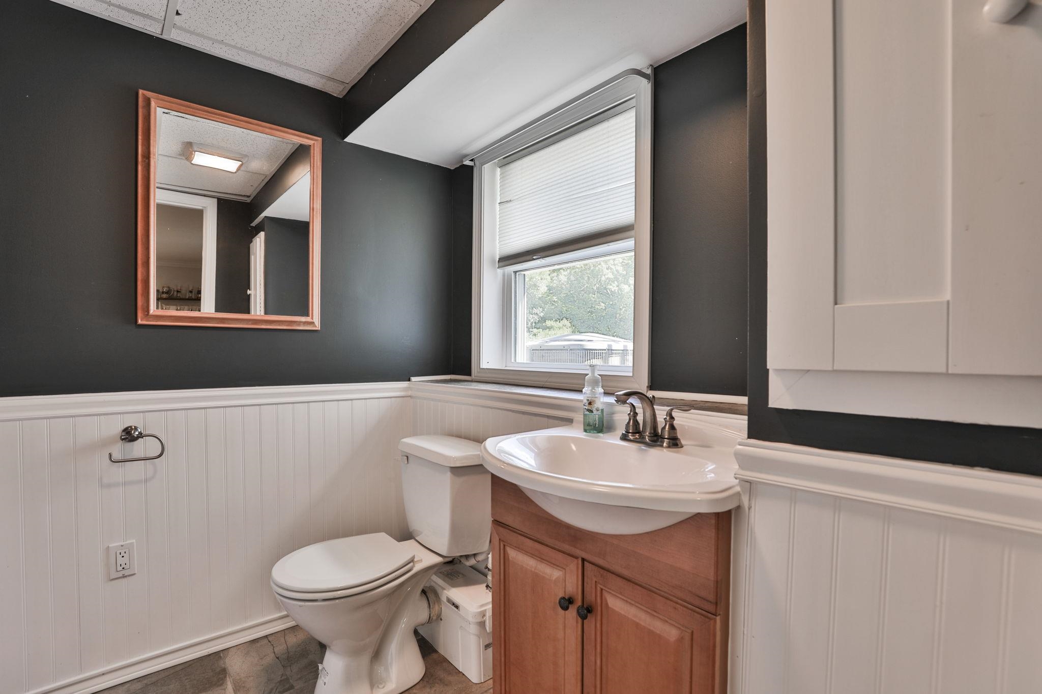 506 Mammoth Road Pelham, NH 03076 - Photo 32 of 39 Gallery Image 32
