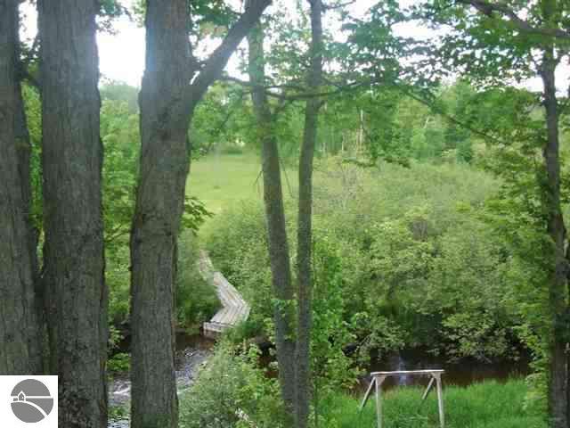 22549 21 Mile Road Tustin, MI 49688 - Photo 5 of 15 1715154-4.JPG