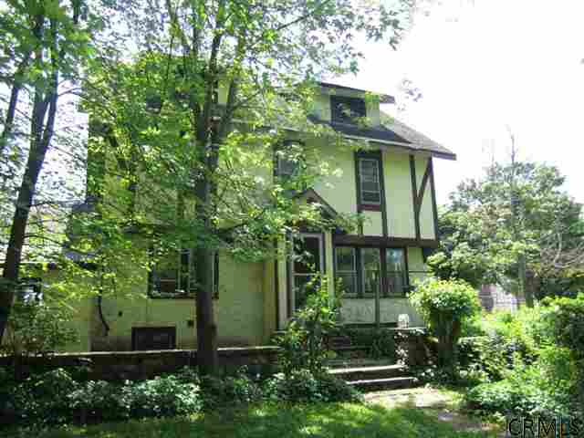 17 Rosa Road Schenectady, NY 12308 - Photo 12 of 15 Photo 12