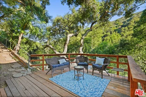 a view of outdoor space