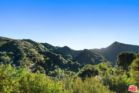 $1,199,000 | 860 Old Topanga Canyon Road, Topanga, CA 90290
