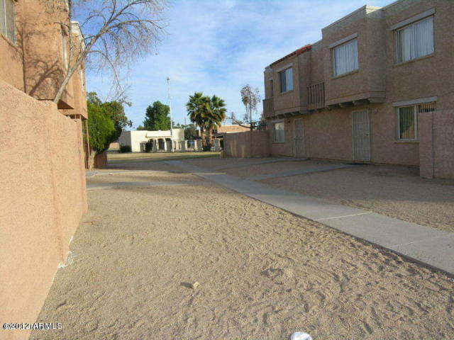 4041 South 44th Way Phoenix, AZ 85040 - Photo 1 of 3 C:\fakepath\4041 44th