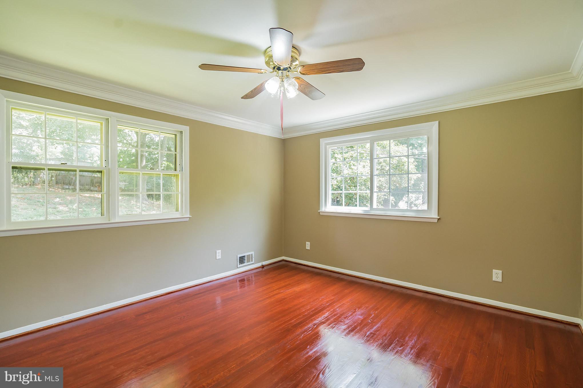 7904 Slidell Lane Springfield, VA 22151 - Photo 15 of 30 Bedroom (Master)