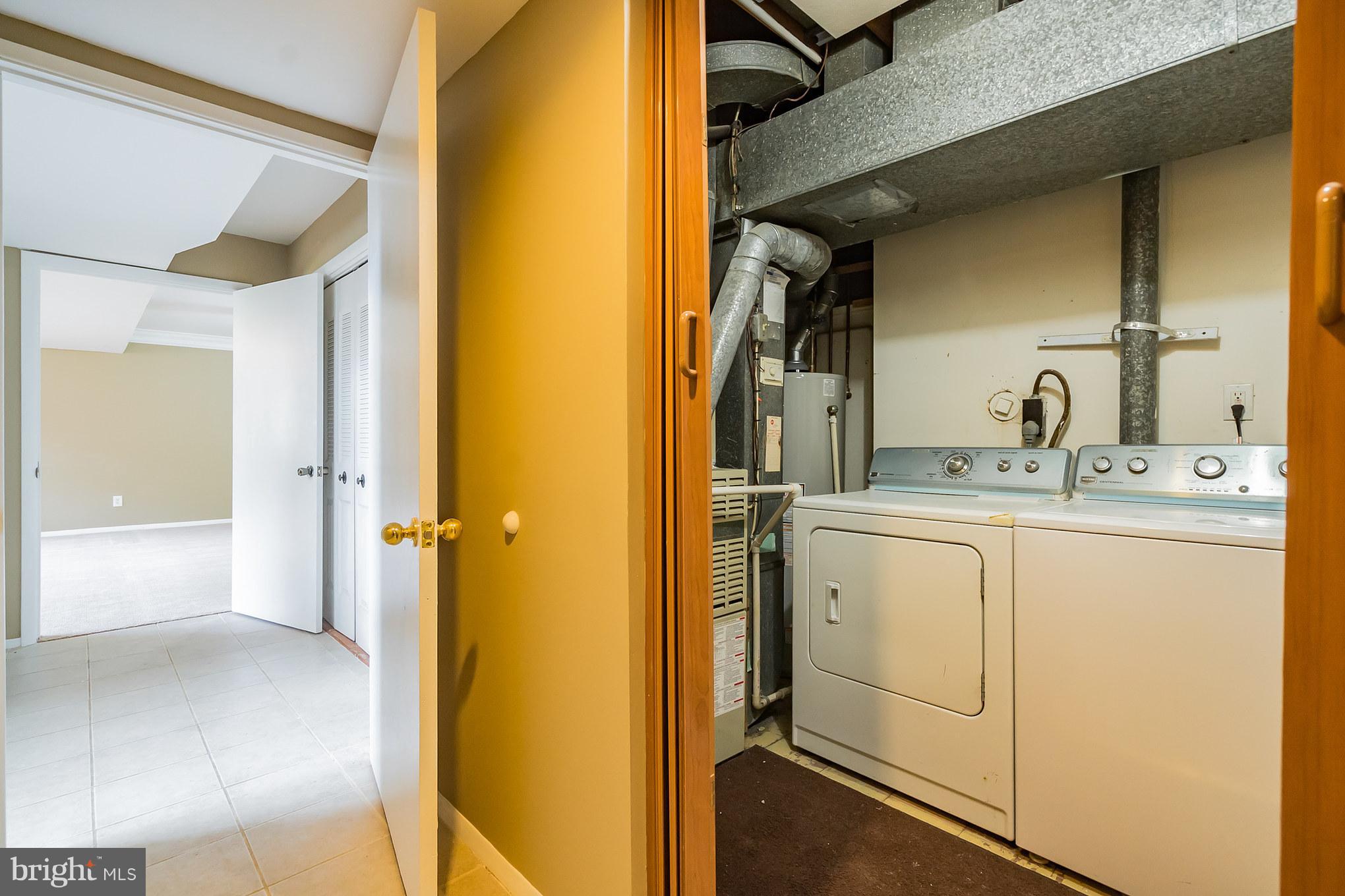 7904 Slidell Lane Springfield, VA 22151 - Photo 25 of 30 Interior (General)