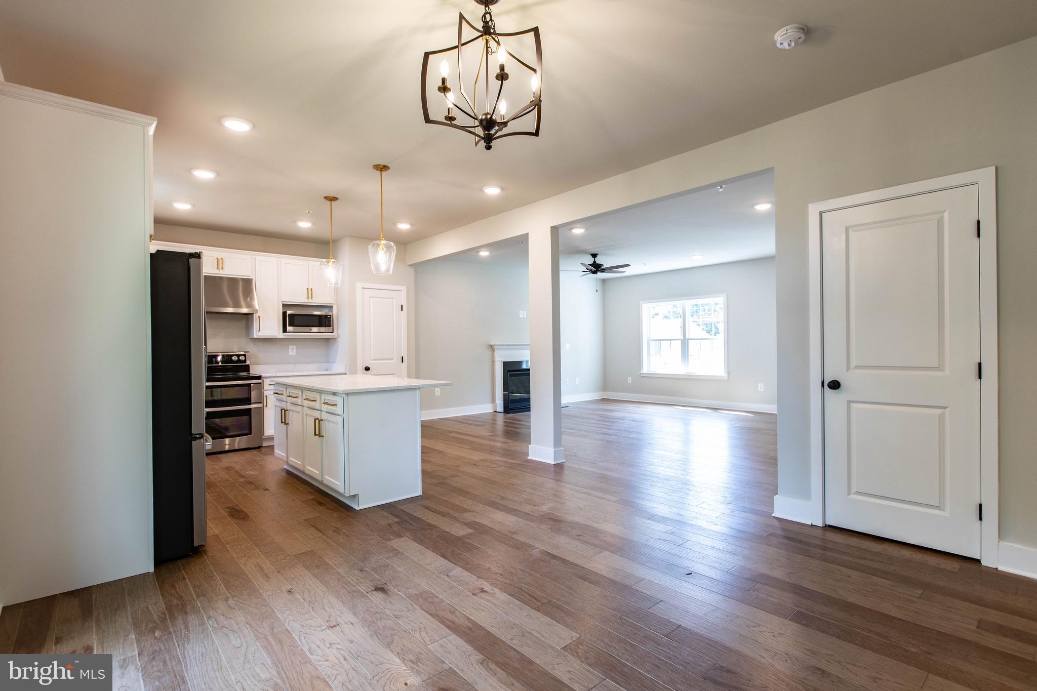 1275 Mayo Ridge Road Edgewater, MD 21037 - Photo 4 of 20 examples of the BroadwaterModel
