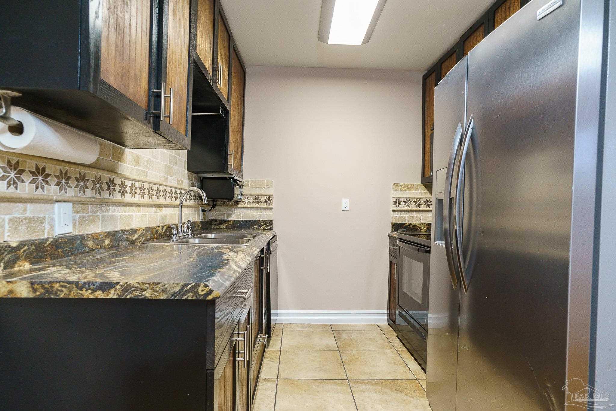 320 Bryant Road Pensacola, FL 32507 - Photo 7 of 25 Gallery Image 7