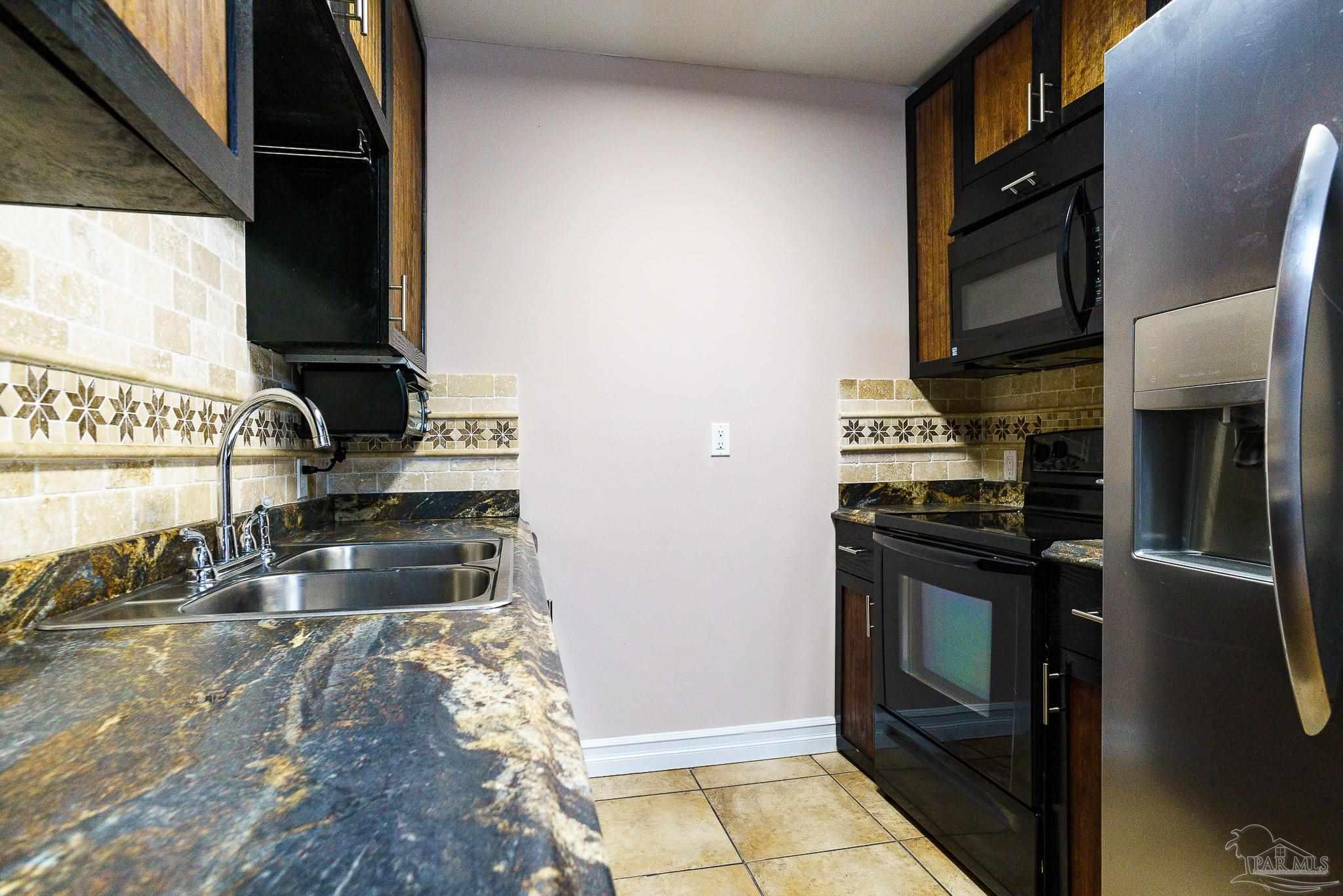 320 Bryant Road Pensacola, FL 32507 - Photo 9 of 25 Gallery Image 9