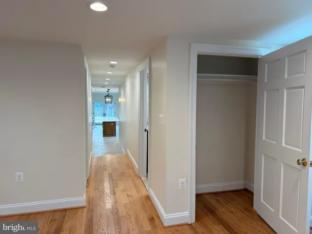 $4,000 | 217 West Market Street, Leesburg, VA 20176