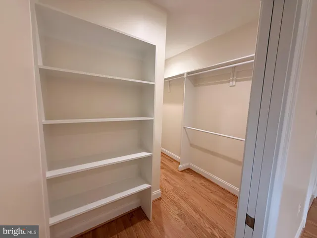 $4,000 | 217 West Market Street, Leesburg, VA 20176