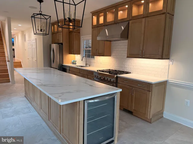 $4,000 | 217 West Market Street, Leesburg, VA 20176