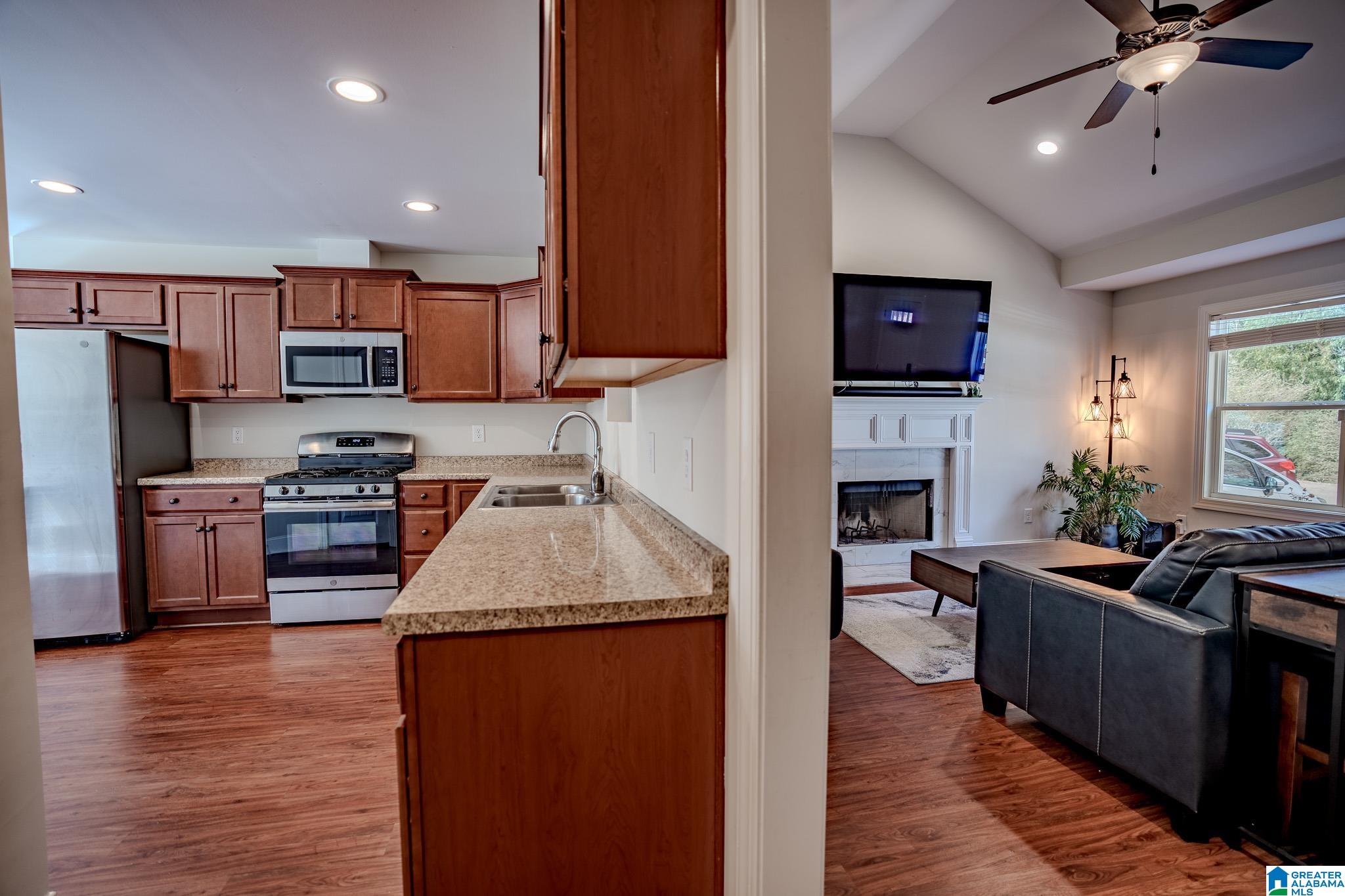 1076 Levine Road Odenville, AL 35120 - Photo 8 of 33 Gallery Image 8