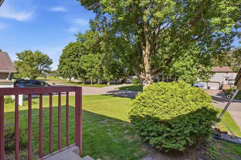 $180,000 | 108 31st Street Northwest, Willmar, MN 56201