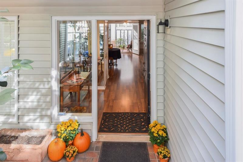 The cheery front entrance to your new home!